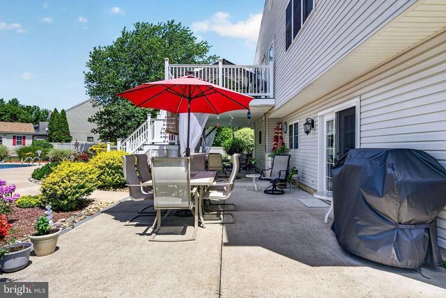 29 BROOKSTONE DR, Voorhees, NJ 08043