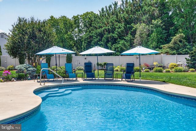 29 BROOKSTONE DR, Voorhees, NJ 08043
