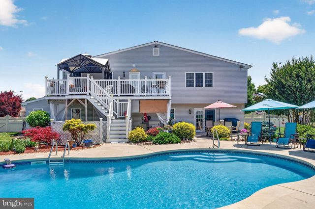 29 BROOKSTONE DR, Voorhees, NJ 08043