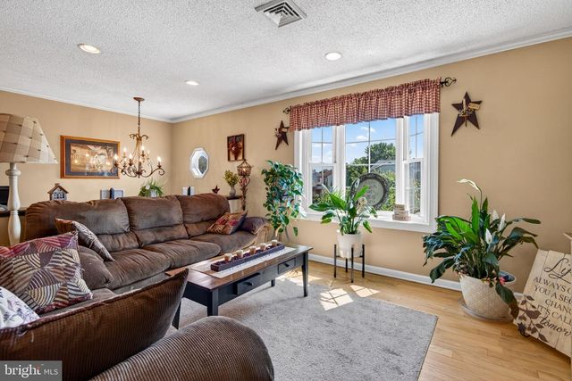 29 BROOKSTONE DR, Voorhees, NJ 08043