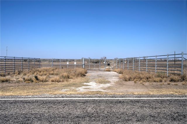 00 Fm 799, George West, TX 78022