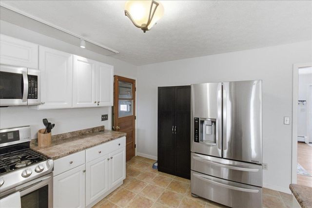 139 Gail Terrace, Williston, VT 05495