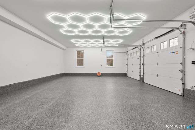 11 Laurel Hill Road, Branford, CT 06405