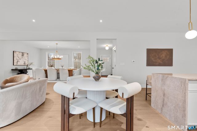 11 Laurel Hill Road, Branford, CT 06405