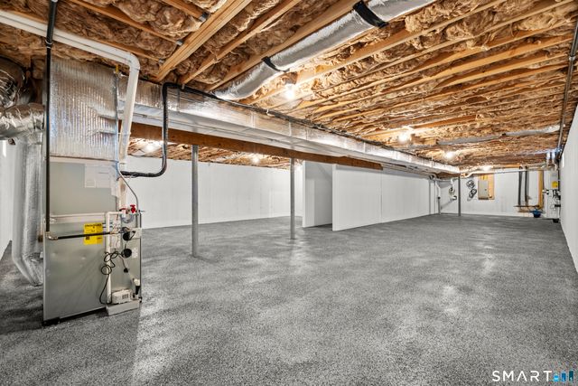 11 Laurel Hill Road, Branford, CT 06405