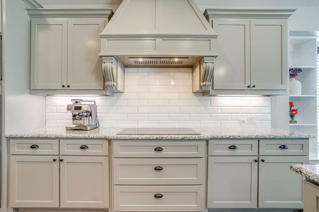 3009 Nob Hill Drive, Burleson, TX 76028