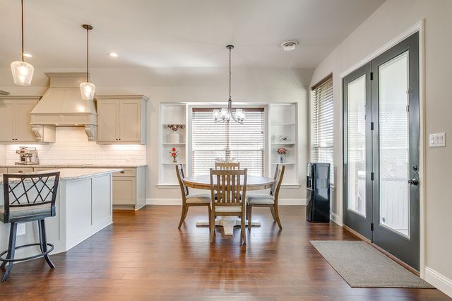 3009 Nob Hill Drive, Burleson, TX 76028