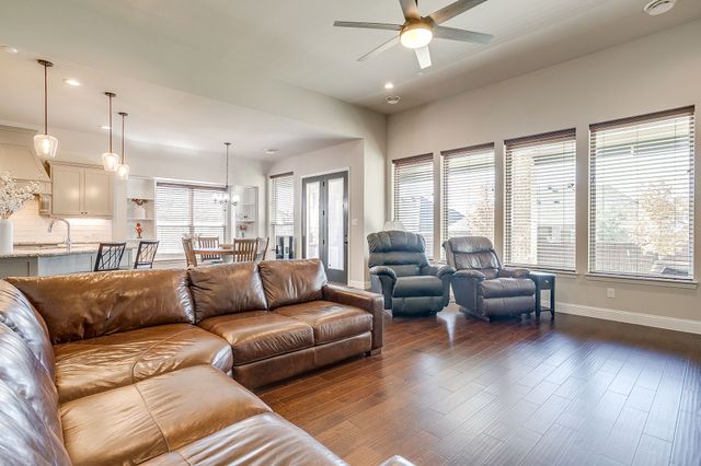 3009 Nob Hill Drive, Burleson, TX 76028