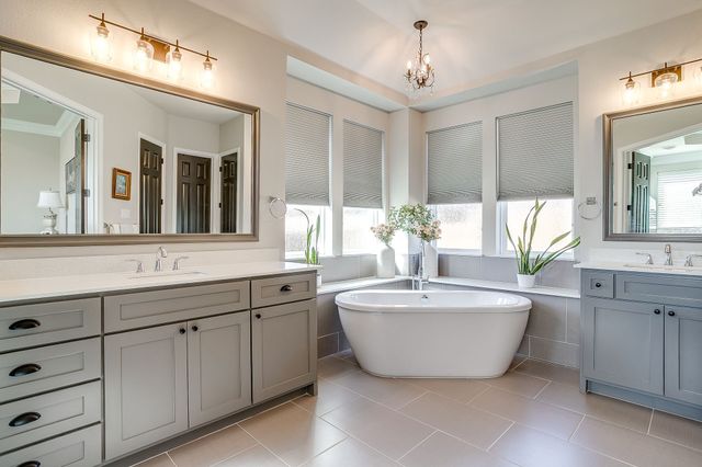 3009 Nob Hill Drive, Burleson, TX 76028