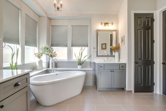 3009 Nob Hill Drive, Burleson, TX 76028