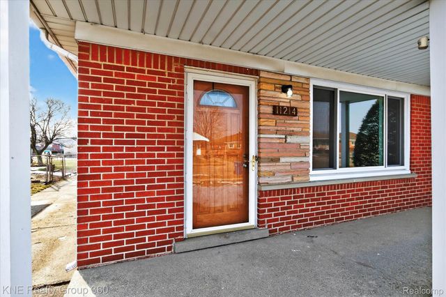 11214 Mae Avenue, Warren, MI 48089