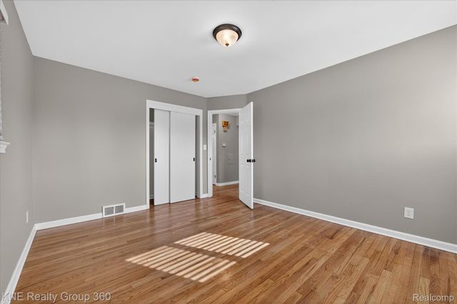 11214 Mae Avenue, Warren, MI 48089