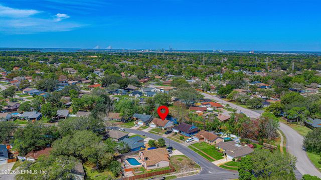 2818 MOORSFIELD Lane, Jacksonville, FL 32225