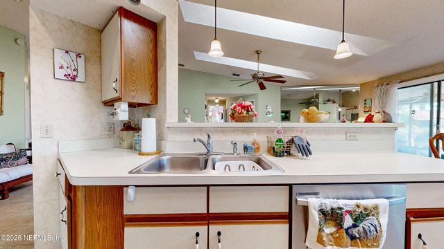 2818 MOORSFIELD Lane, Jacksonville, FL 32225