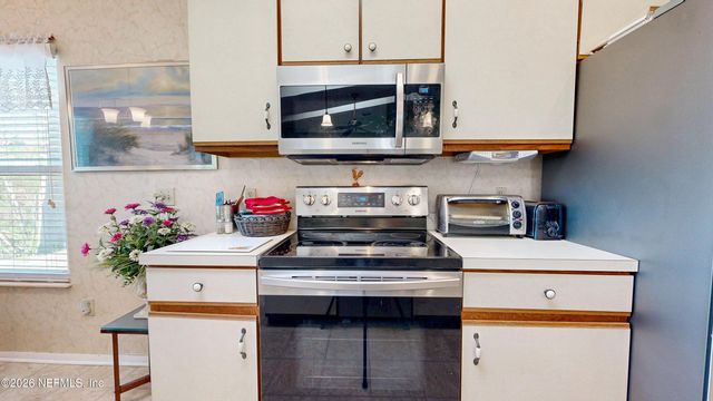 2818 MOORSFIELD Lane, Jacksonville, FL 32225