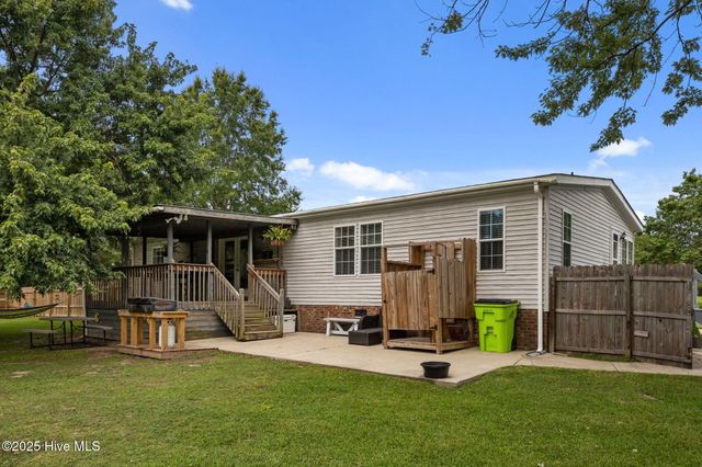 2513 Cobb Dail Road, Farmville, NC 27828