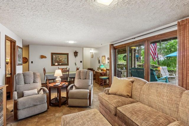 W322N6797 Wildwood Point ROAD, Hartland, WI 53029