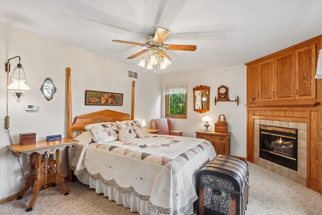 W322N6797 Wildwood Point ROAD, Hartland, WI 53029