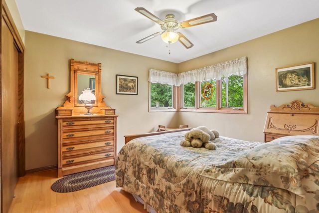 W322N6797 Wildwood Point ROAD, Hartland, WI 53029
