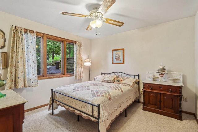 W322N6797 Wildwood Point ROAD, Hartland, WI 53029