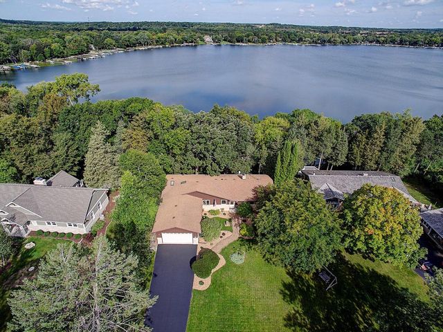 W322N6797 Wildwood Point ROAD, Hartland, WI 53029