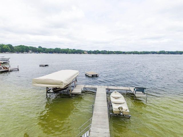 W322N6797 Wildwood Point ROAD, Hartland, WI 53029