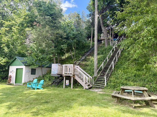 W322N6797 Wildwood Point ROAD, Hartland, WI 53029