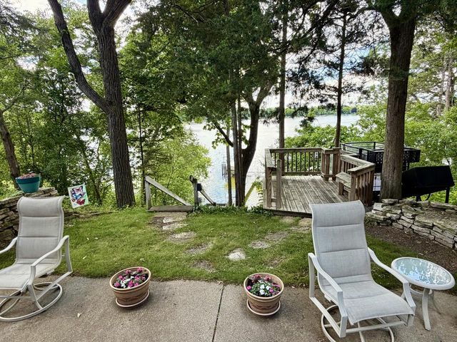 W322N6797 Wildwood Point ROAD, Hartland, WI 53029