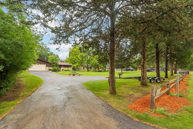 W322N6797 Wildwood Point ROAD, Hartland, WI 53029