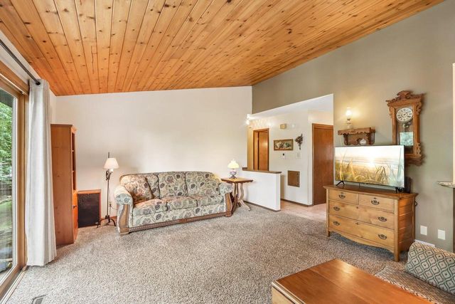 W322N6797 Wildwood Point ROAD, Hartland, WI 53029