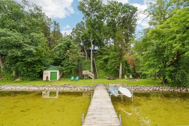 W322N6797 Wildwood Point ROAD, Hartland, WI 53029