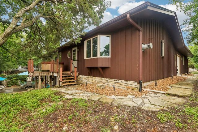 W322N6797 Wildwood Point ROAD, Hartland, WI 53029