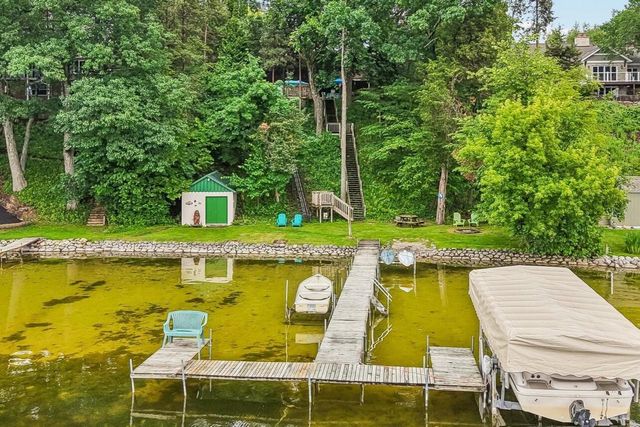 W322N6797 Wildwood Point ROAD, Hartland, WI 53029