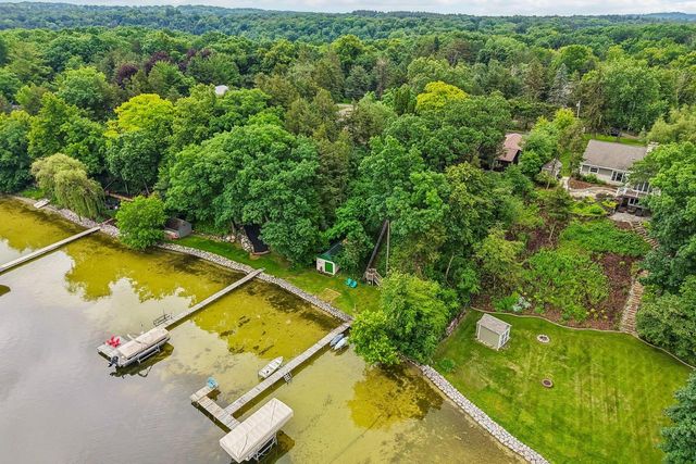 W322N6797 Wildwood Point ROAD, Hartland, WI 53029