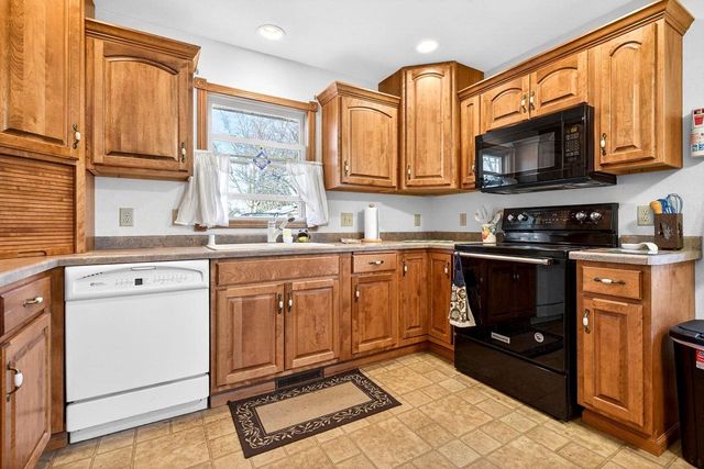 1069 MARTIN AVENUE, Fond Du Lac, WI 54935