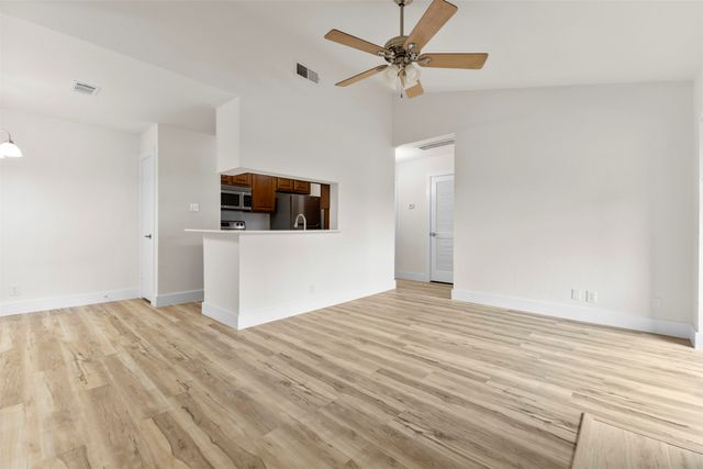 1204 Harwell Drive 2126, Arlington, TX 76011