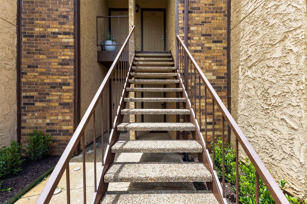 1204 Harwell Drive 2126, Arlington, TX 76011