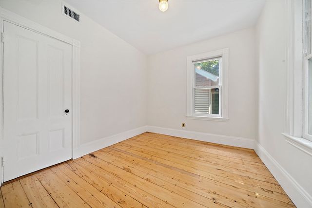 98 Boylston St 2, Brookline, MA 02445