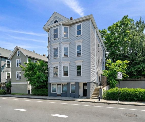 98 Boylston St 2, Brookline, MA 02445