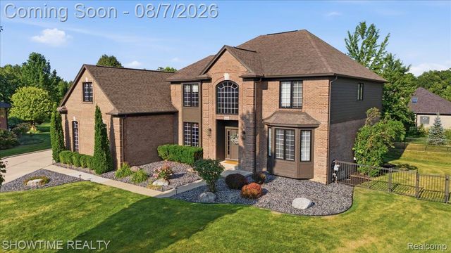 56440 Ashbrooke Drive E, Shelby Charter Township, MI 48316