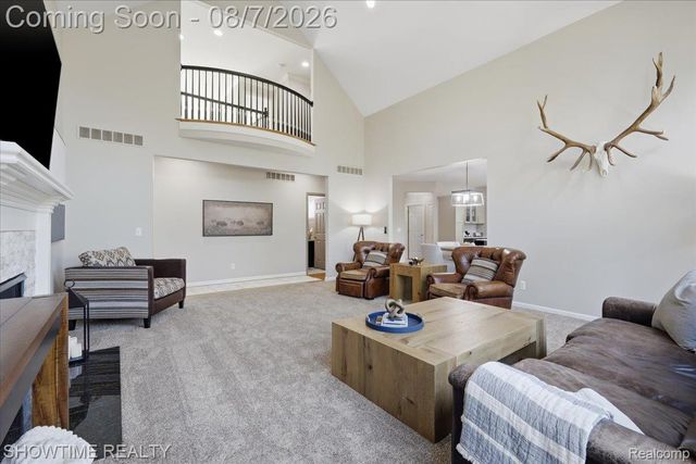56440 Ashbrooke Drive E, Shelby Charter Township, MI 48316