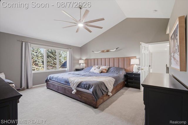 56440 Ashbrooke Drive E, Shelby Charter Township, MI 48316