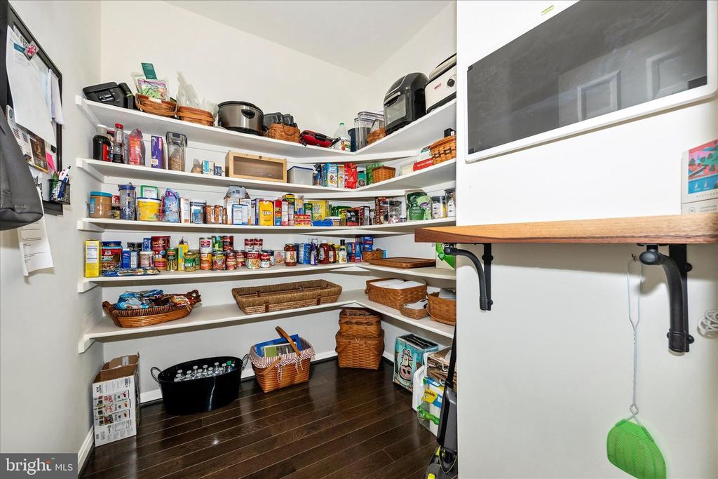 Image 16 of property listing at 5931 YEAGERTOWN RD, New Market, MD 21774