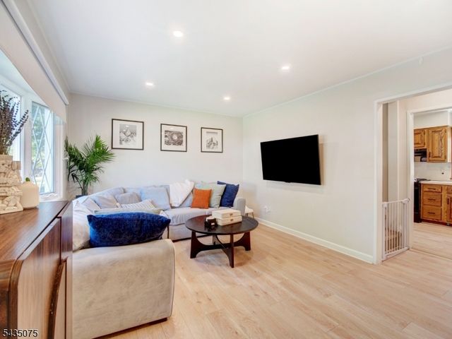 513 Quinton Ave, Kenilworth Boro, NJ 07033