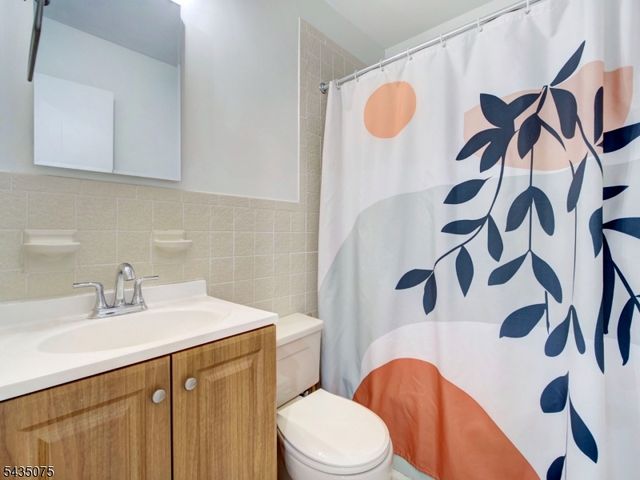513 Quinton Ave, Kenilworth Boro, NJ 07033