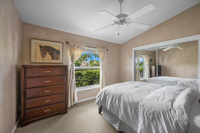 14594 Drafthorse Lane, Wellington, FL 33414