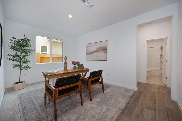 8183 Lavigne Cir, Elk Grove, CA 95757