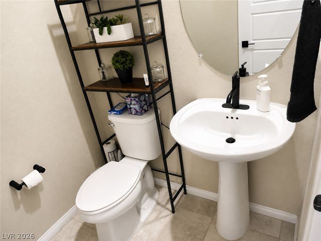 6968 Wildhorse Creek Street, North Las Vegas, NV 89086