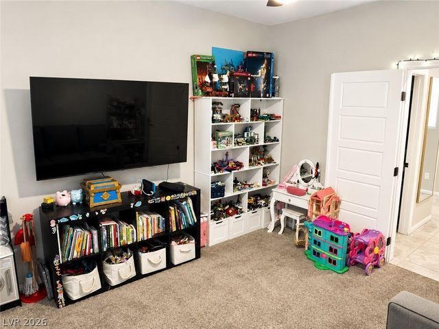 6968 Wildhorse Creek Street, North Las Vegas, NV 89086