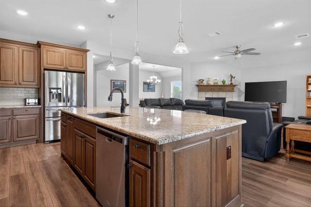 2504 Pinyon Hills Court, Burleson, TX 76028